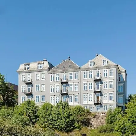 Lägenhet Elegant Center - Ideal For Business Or Leisure Travelers Bergen