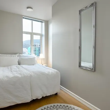 Elegant Center - Ideal For Business Or Leisure Travelers Daire